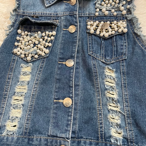 Y2K Llove Pearl distressed sleeveless denim vest - Picture 8 of 11